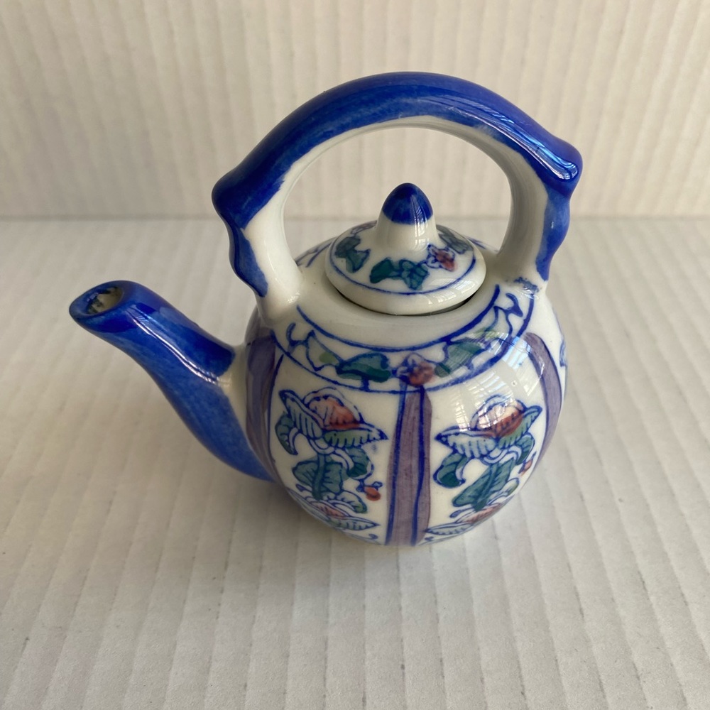 BEN RICKERT Vintage Miniature Teapot with Lid SIGNED, Asian Style